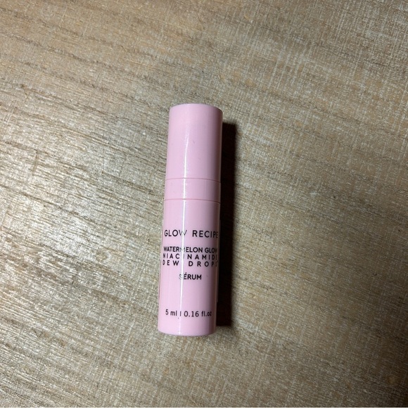 Glow Recipe Watermelon Glow Niacinamide Dew Drops trial size- 5 ml - Picture 2 of 2